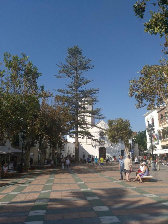 Apartamento Cala De Nerja-Lovely מראה חיצוני תמונה
